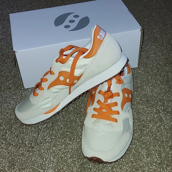 Saucony DXN Trainer Running Shoes - Picture 2 of 6